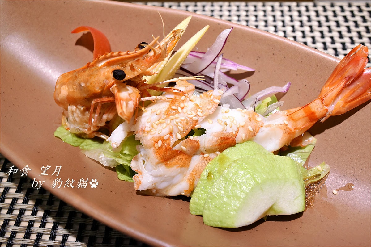 20250602-vy22w_