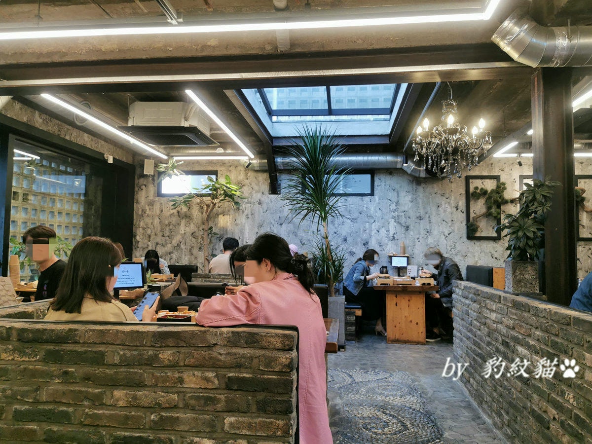 20250602-9hkfb_