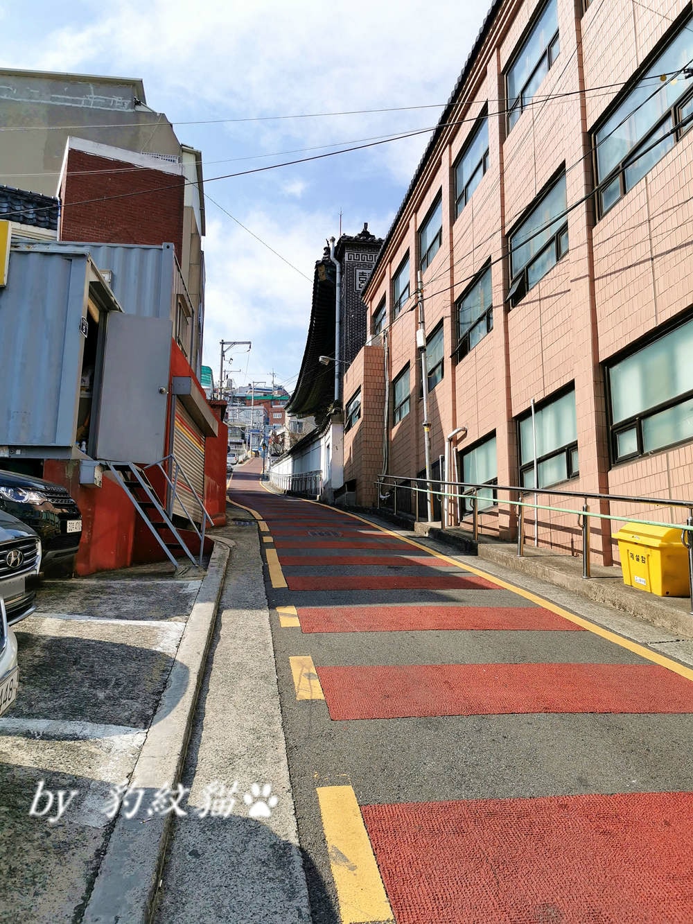 20250602-xq3f8_