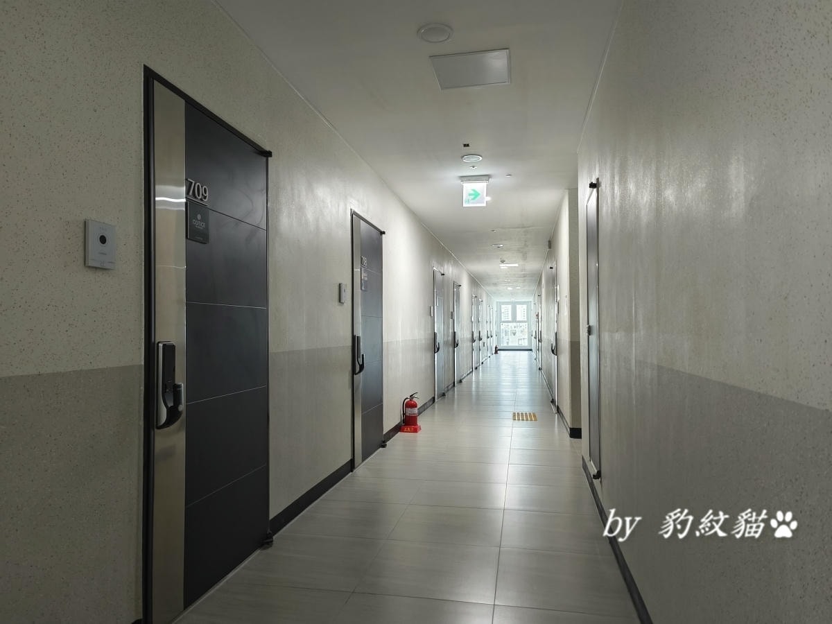 20250602-zw4p2_