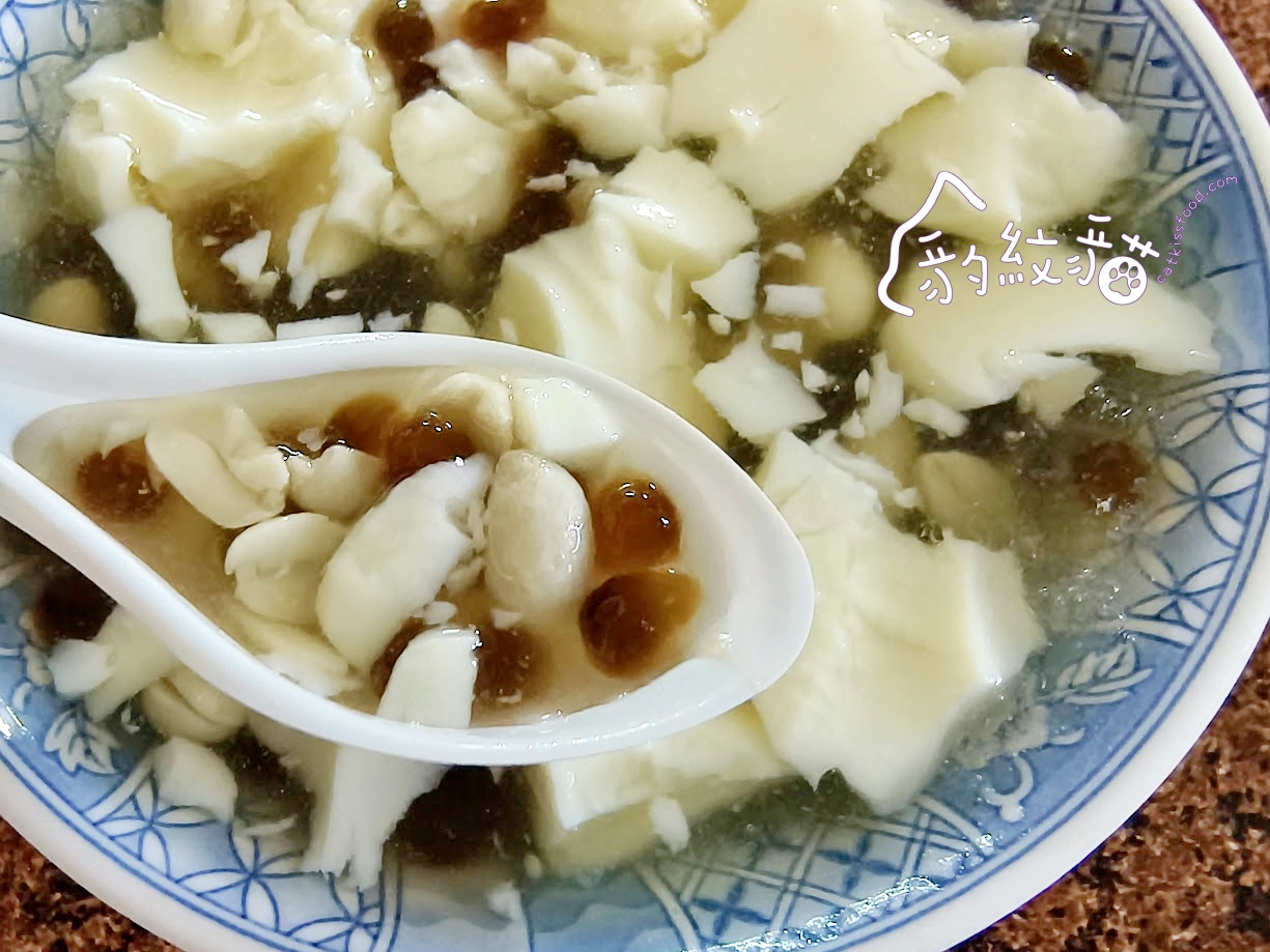 歌王豆花 梧棲第一市場隱藏版美食,豆花滑嫩香氣足,料多味美人人愛 - 第1張圖 Img103912