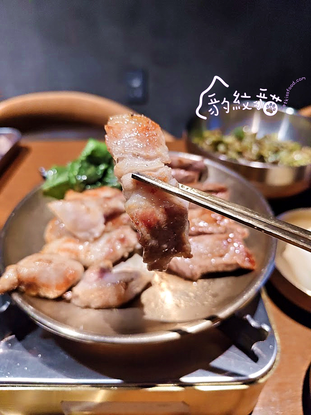 雪夜覓설야멱 釜山西面藍絲帶烤肉,專人代烤美味超享受,小菜湯品一級棒 - 第21張圖 IMG 214350 副本