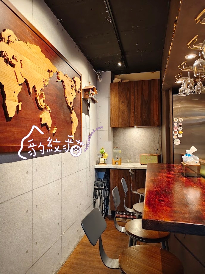 堡哥華茲!Burger What’s! 員林市場魔幻學院風的美味手藝,麻瓜也能享 - 第7張圖 堡哥華茲!Burger What’s! 員林市場魔幻學院風的美味手藝,麻瓜也能享