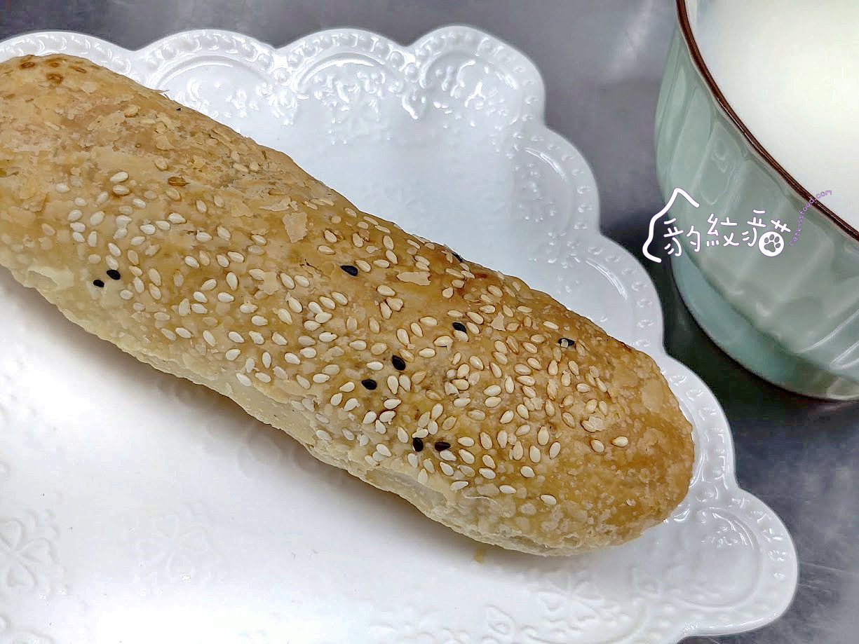 沈奶奶杏仁茶 濃純香的優質飲，手工燒餅酥脆可口，寒冬中的絕配暖食