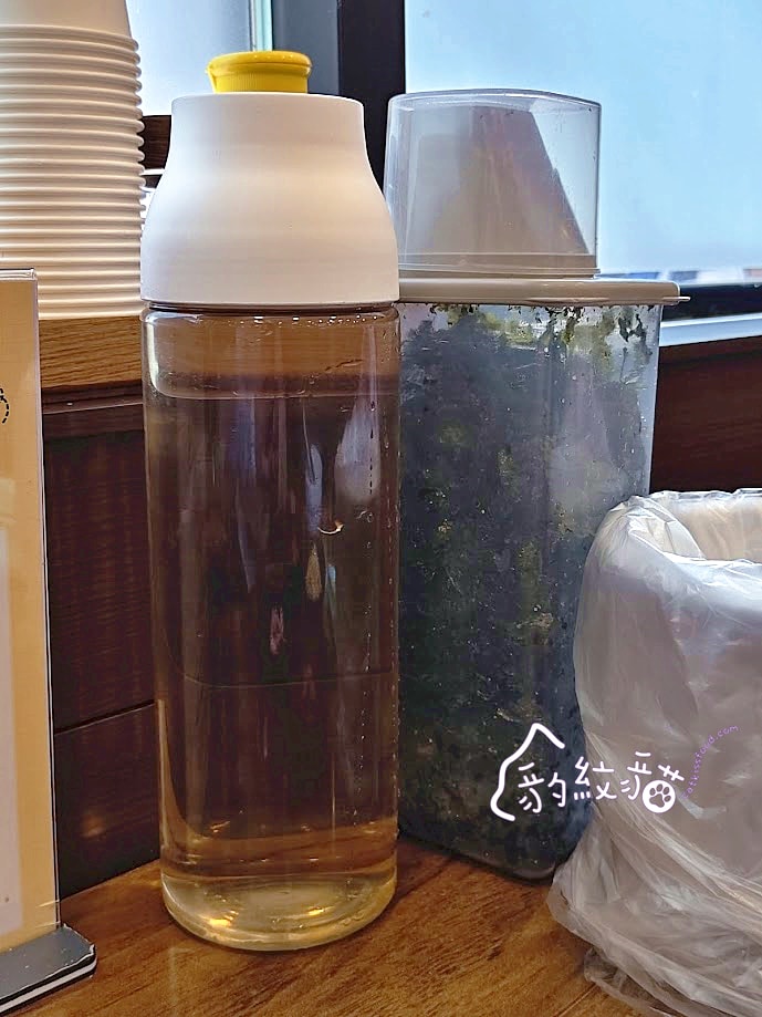 고향소갈비찜故鄉牛排骨 釜山東萊站的人氣美食，辣燉牛排骨辛香鮮嫩好下飯