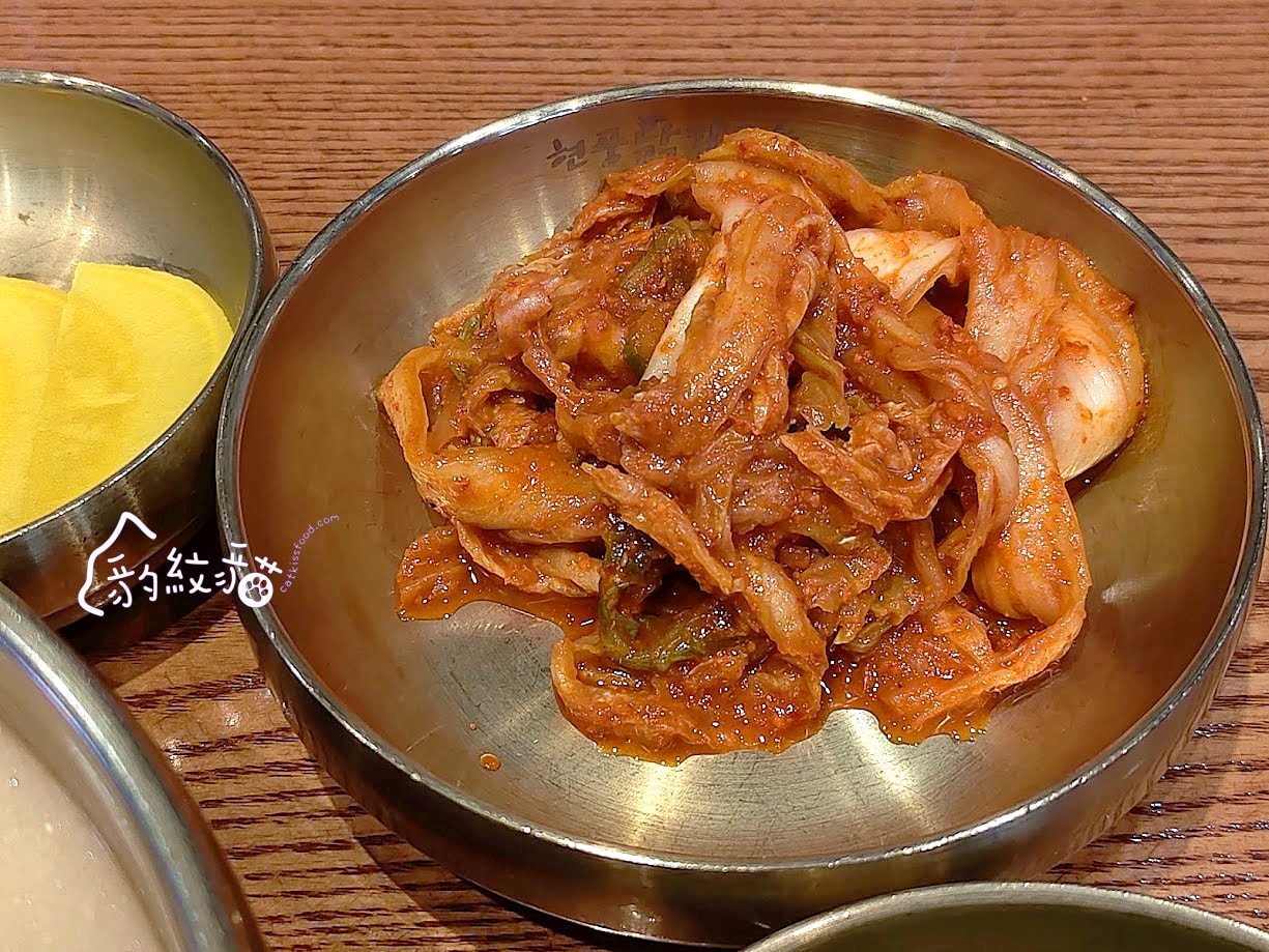 현풍닭칼국수서 서면점玄風雞絲刀削麵 西面店 蔘雞湯濃香舒爽，麵條滑Q，還有米飯愛相隨，Running Man推薦美食