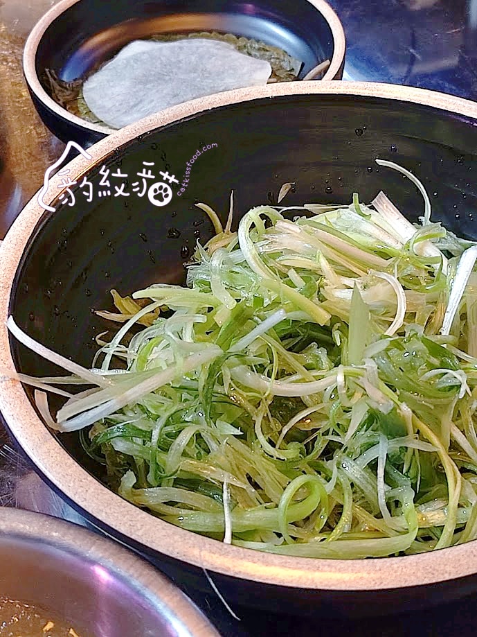안쪽쪽갈비內側排骨 吮指回味不夠看，大口吃肉就是讚！釜山烤肋排新選擇~