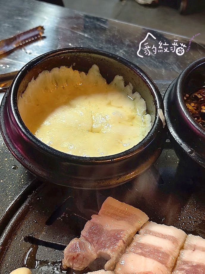 안쪽쪽갈비內側排骨 吮指回味不夠看，大口吃肉就是讚！釜山烤肋排新選擇~