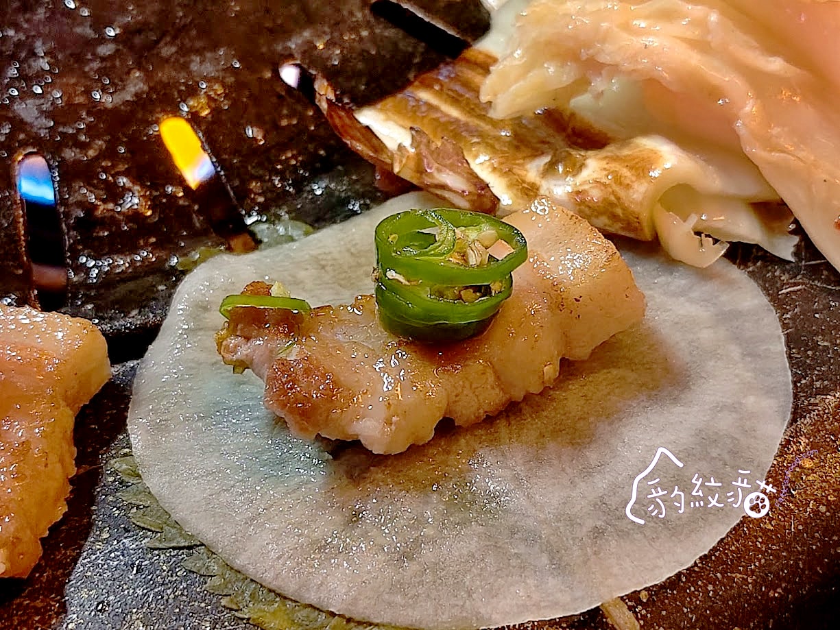 안쪽쪽갈비內側排骨 吮指回味不夠看，大口吃肉就是讚！釜山烤肋排新選擇~