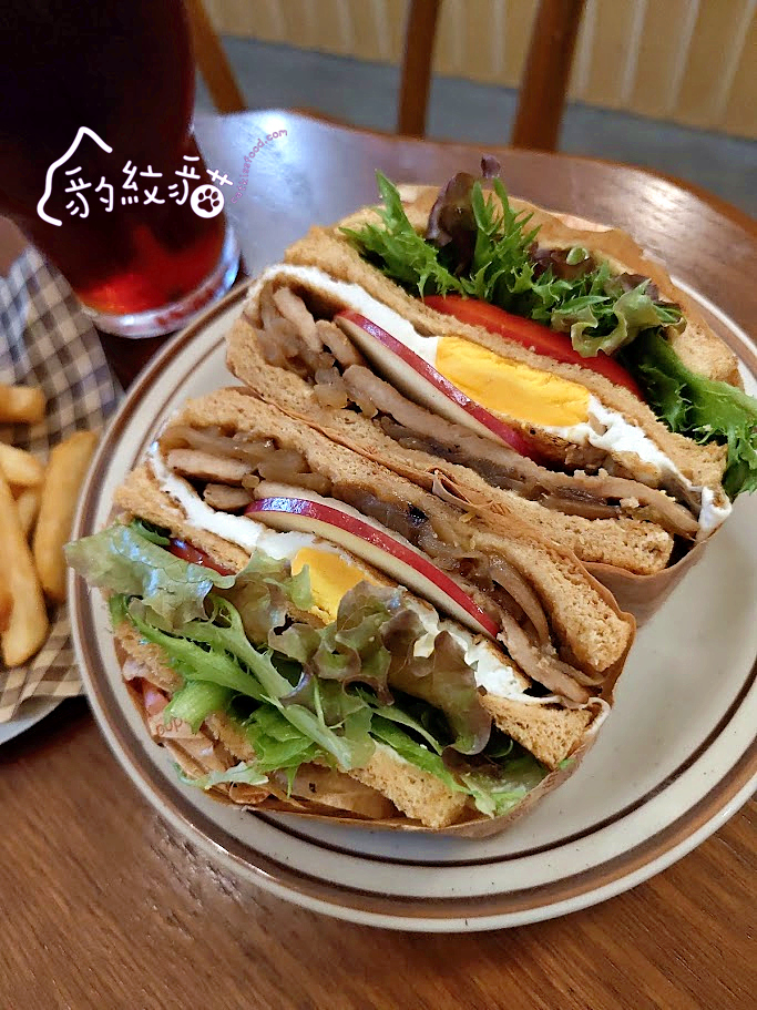 Eiyo Brunch賀賀營養合作社 花壇復古風人氣早午餐，手作三明治與漢堡高質感好滋味。