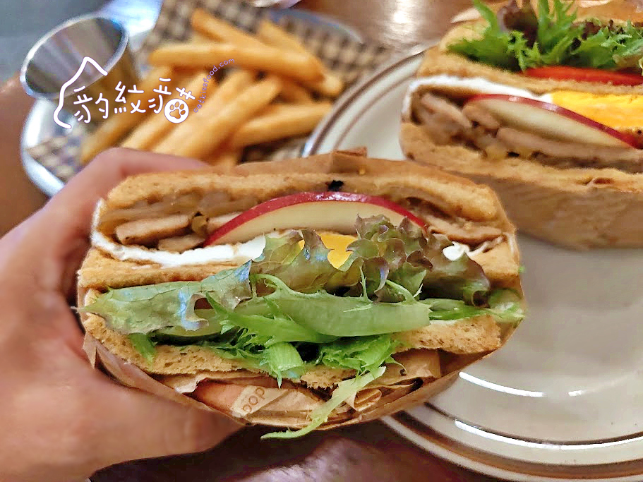 Eiyo Brunch賀賀營養合作社 花壇復古風人氣早午餐，手作三明治與漢堡高質感好滋味。