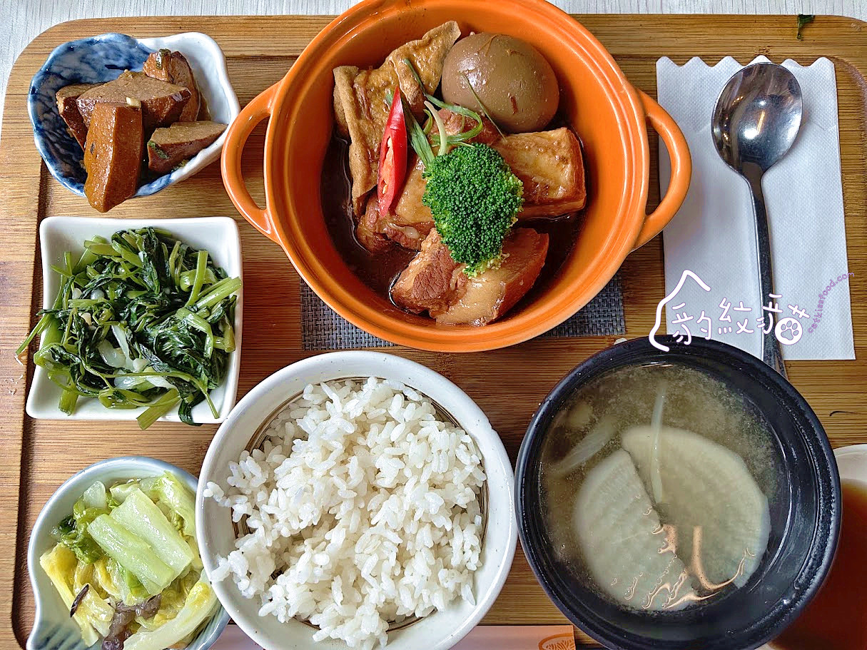 家料理 台中人氣餐館，私房菜款款美味無雷，鱸魚套餐只要200元