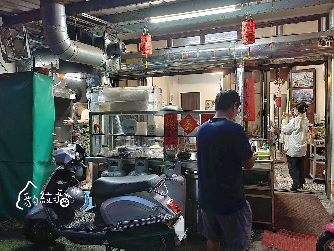 阿珠阿花的店 在地人的隱藏版廚房，料多實在省荷包，炒飯炒麵滋味好