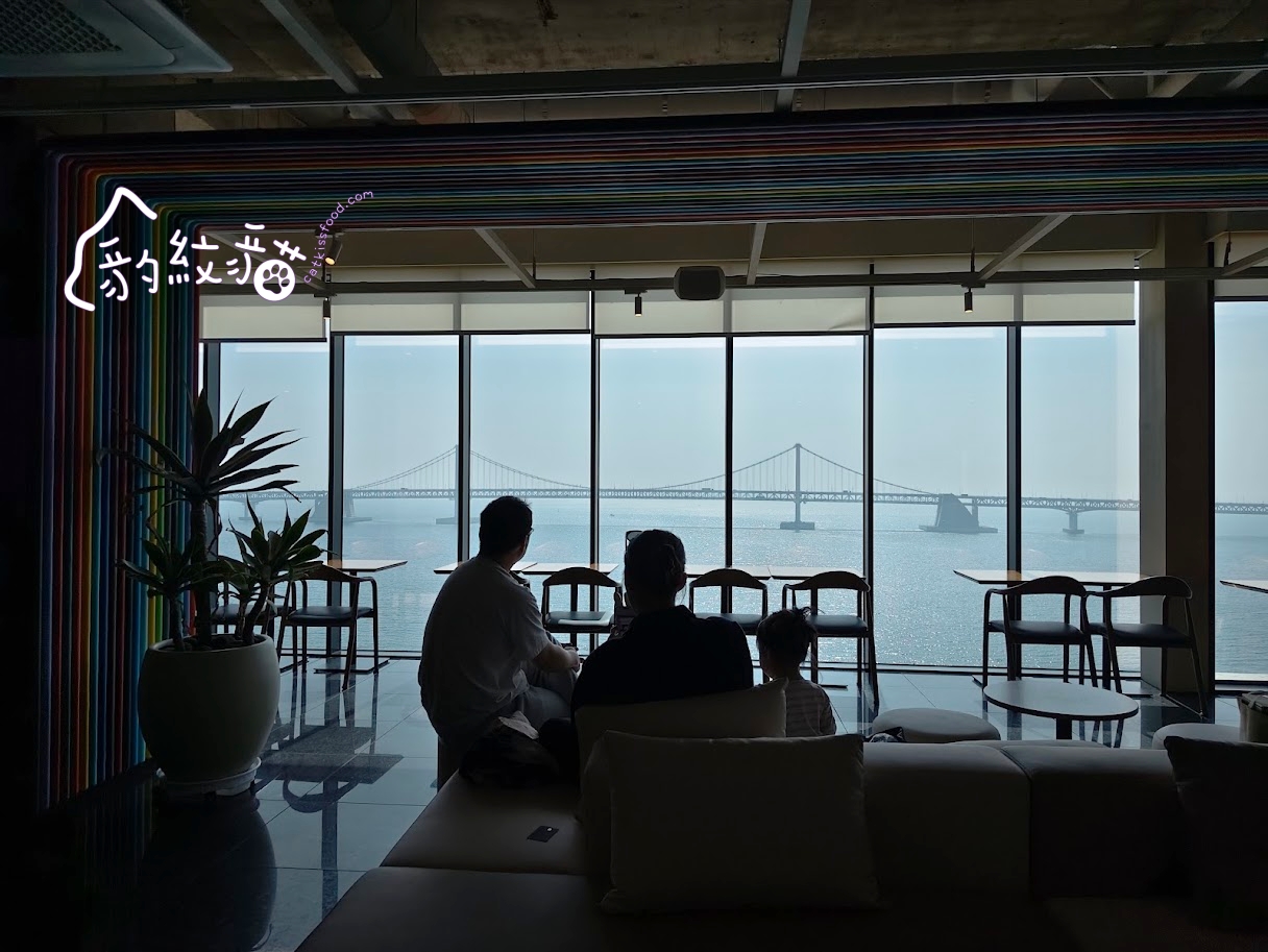 cafe181 게스후 카페181 釜山廣安里海景全視野，日夜風情絢麗浪漫切換
